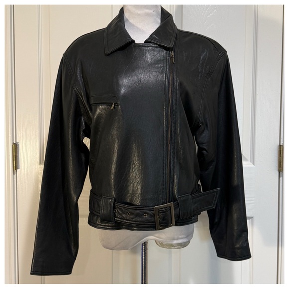 Vintage Jackets & Blazers - Leather! Vintage Boundary Waters Black Leather Jacket with Belt